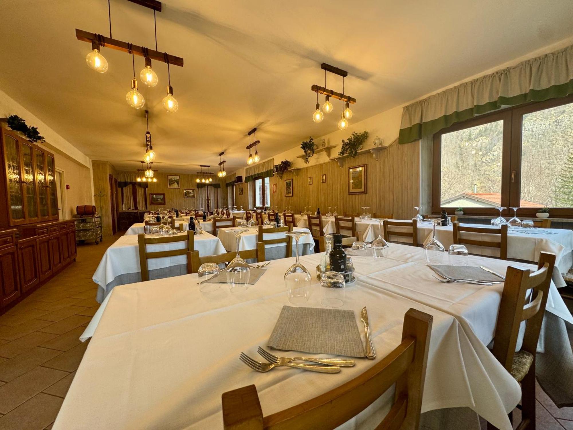 Albergo La Villa Абетоне Екстериор снимка